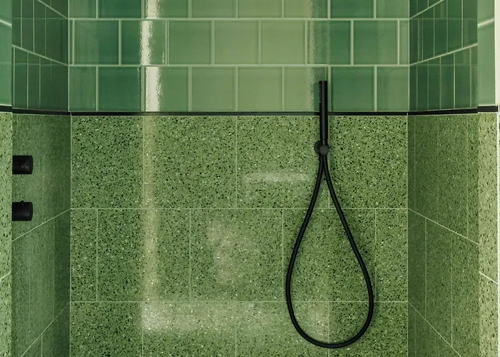 Le Jardin De Verre By Locke Parigi